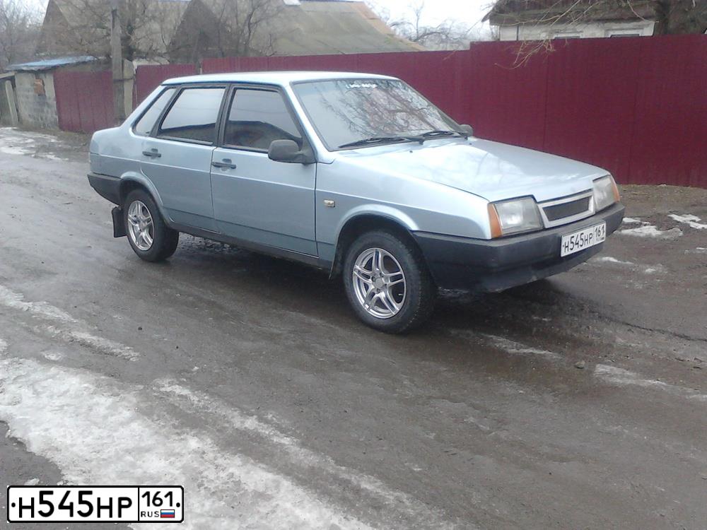 Фото автомобиля LADA 2109 SAMARA, 2001 — госномер Н545НР161. Цвет: СЕРЕБРИСТО-ГОЛУБОЙ