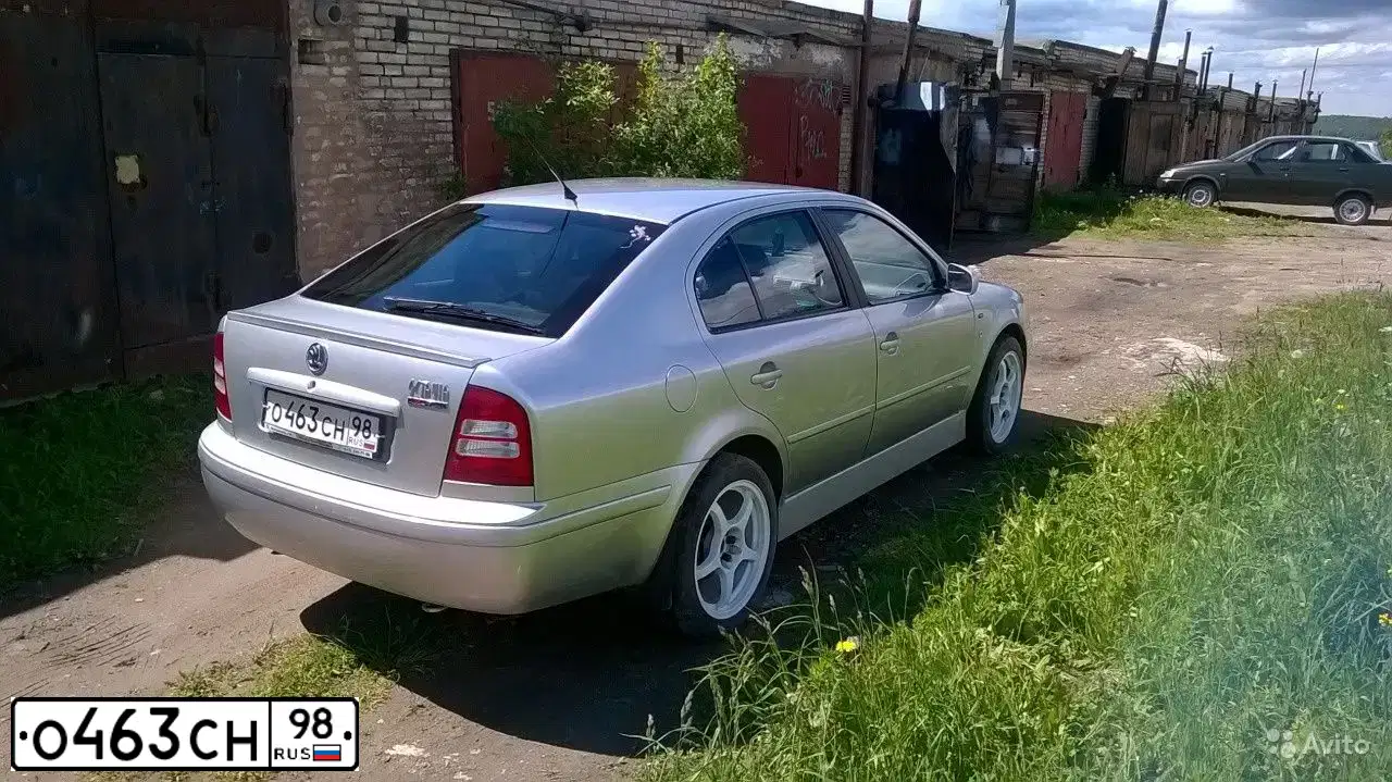 Фото автомобиля SKODA OCTAVIA, 2001 — госномер М941СМ73. Цвет: Серебристый