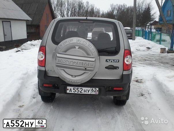 Фото автомобиля CHEVROLET NIVA, 2009 — госномер К582СА13. Цвет: СЕРО КОРИЧНЕВЫЙ МЕТАЛЛИК