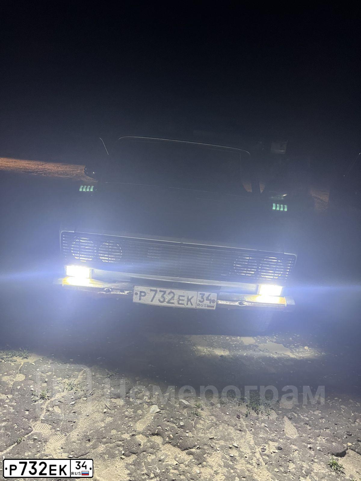 Фото автомобиля LADA 2106 LADA, 2000 — госномер Р732ЕК34. Цвет: СЕРЕБРИСТО ГОЛУБОЙ