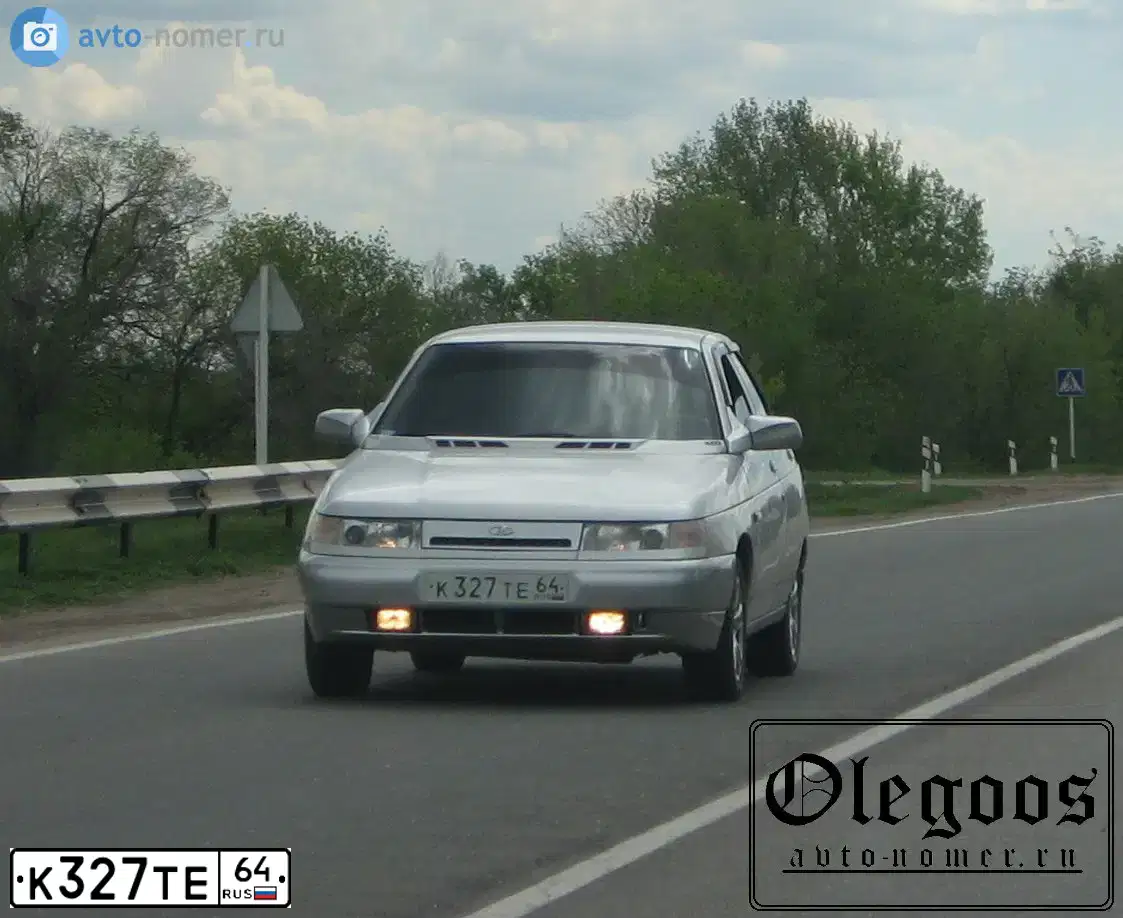 Фото автомобиля LADA 2110, 2006 — госномер К327ТЕ64. Цвет: СВЕТЛО СЕРЕБРИСТЫЙ МЕТАЛЛ