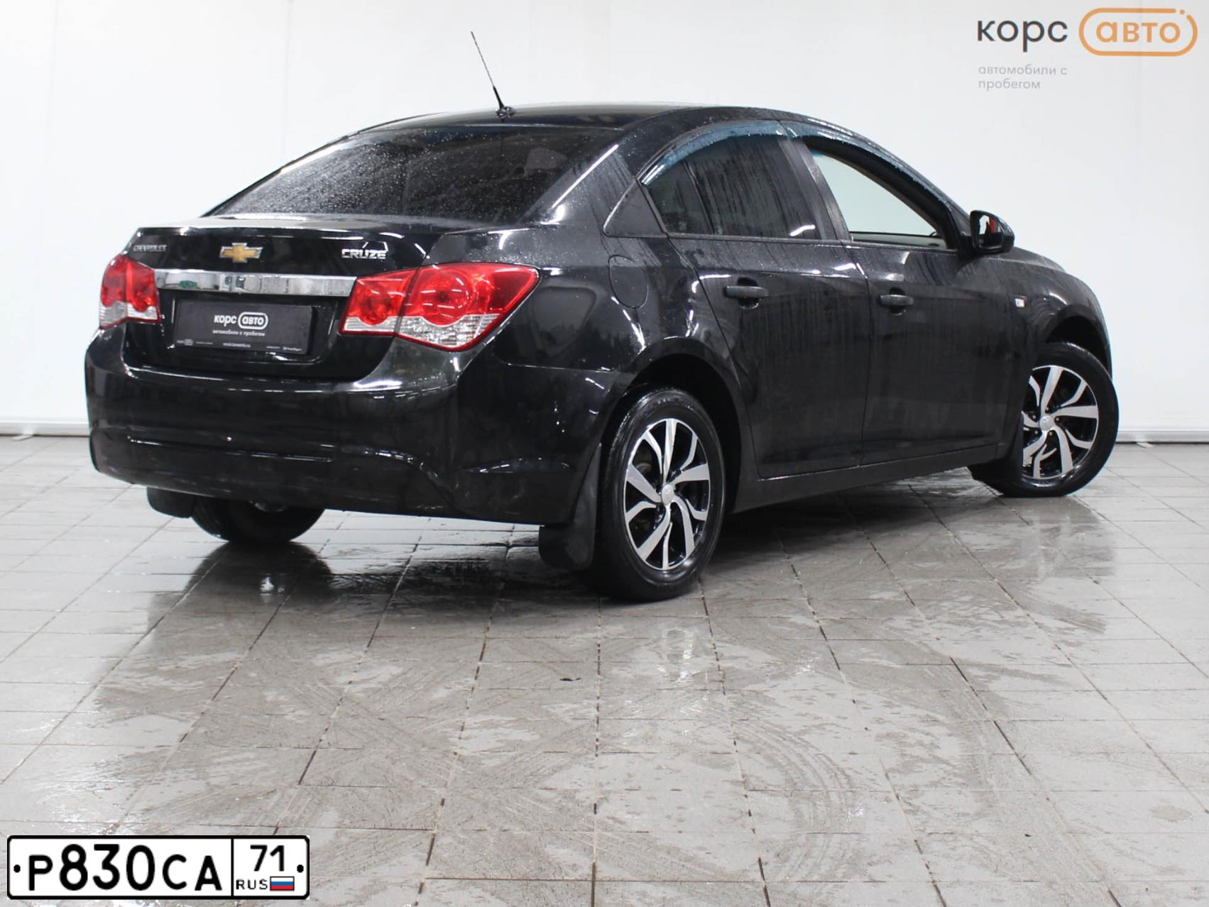 Фото автомобиля CHEVROLET CRUZE, 2013 — госномер У736КВ71. Цвет: ЧЕРНЫЙ МЕТАЛЛИК