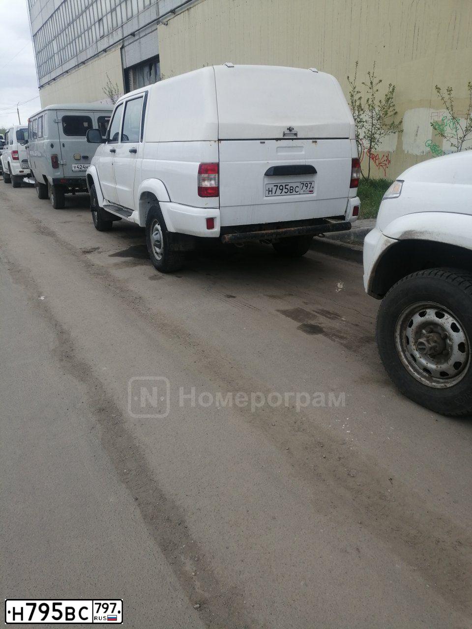 Фото автомобиля UAZ 2363 PICKUP, 2019 — госномер Н795ВС797. Цвет: Белый НЕМЕТАЛЛИК