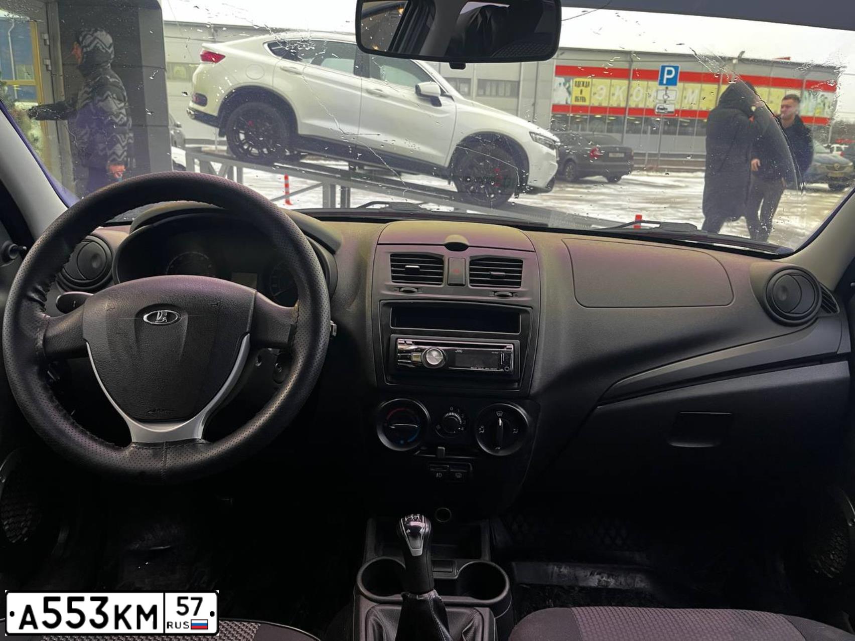 Фото автомобиля LADA 2192 KALINA, 2013 — госномер А553КМ57. Цвет: СВЕТЛО-ЗЕЛЕНЫЙ