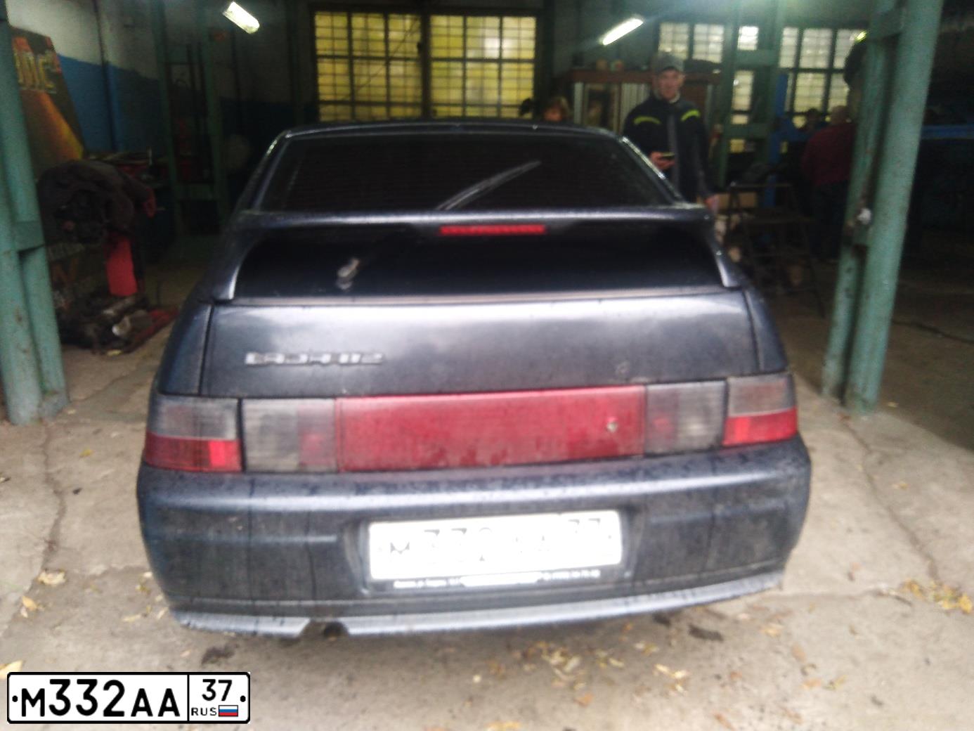 Фото автомобиля LADA 2112, 2004 — госномер М332АА37. Цвет: ГРАФИТ МЕТАЛЛИК