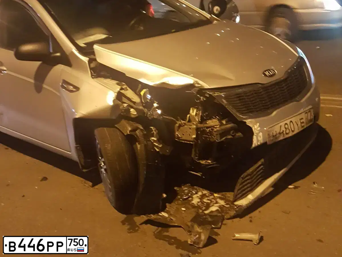 Фото автомобиля PEUGEOT T 307, 2007 — госномер В446РР750. Цвет: СЕРЫЙ
