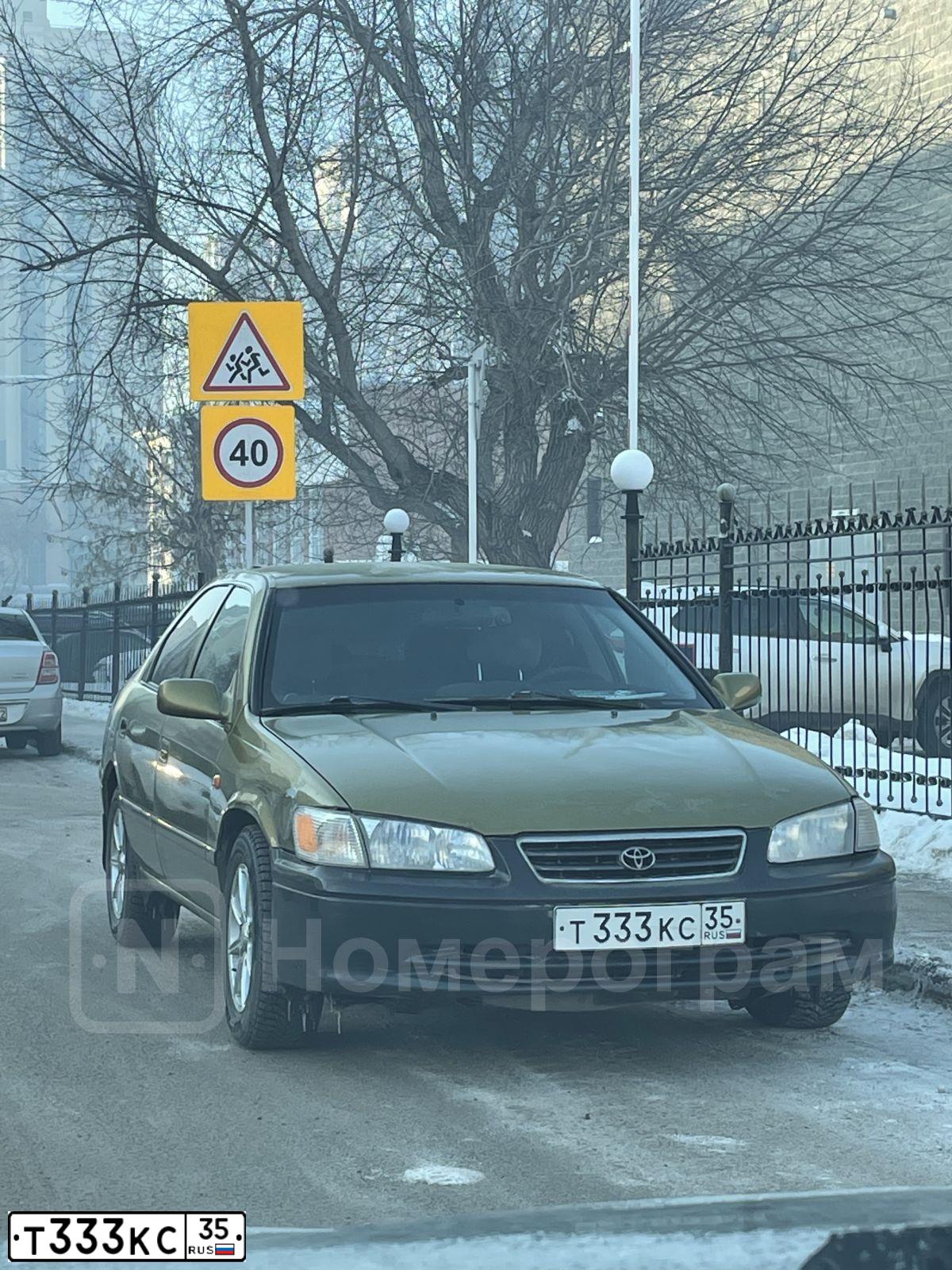 Фото автомобиля TOYOTA CAMRY, 2000 — госномер Т333КС35. Цвет: СВЕТЛО-СЕРЫЙ