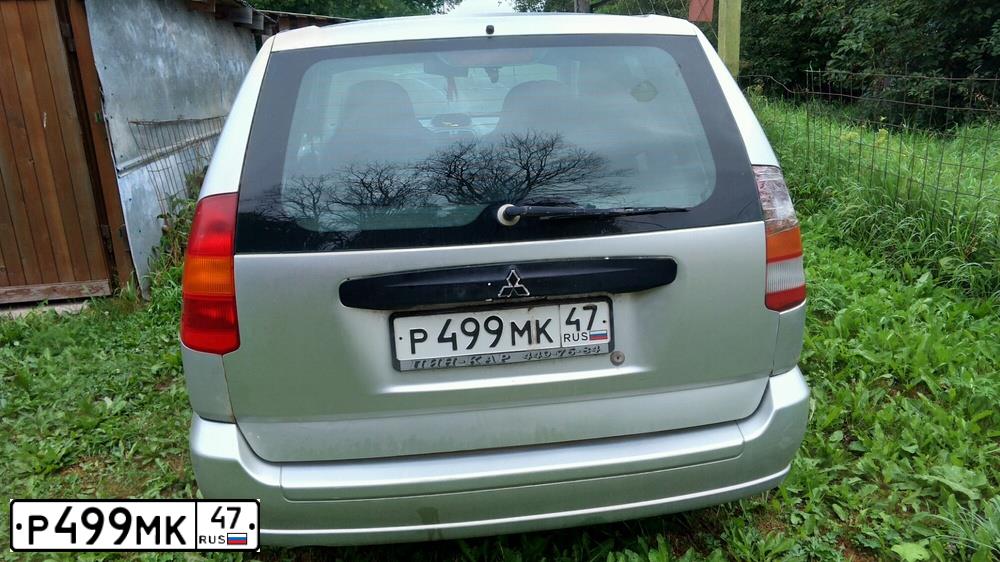 Фото автомобиля MITSUBISHI SPACE STAR, 1999 — госномер А078УЕ198. Цвет: СЕРЕБРИСТЫЙ