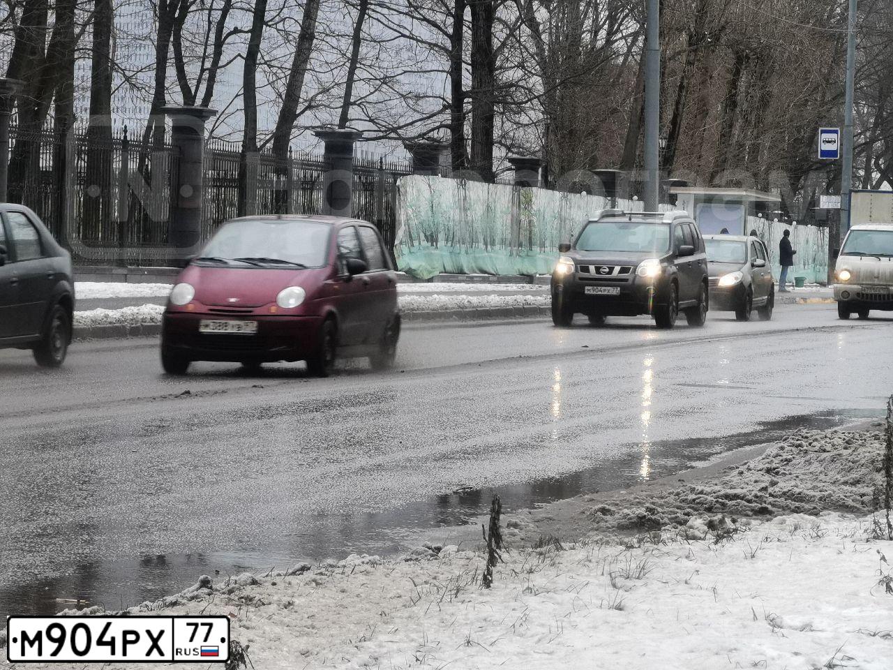 Фото автомобиля LADA 2121 NIVA, 1997 — госномер М904РХ77. Цвет: ВИШНЕВЫЙ