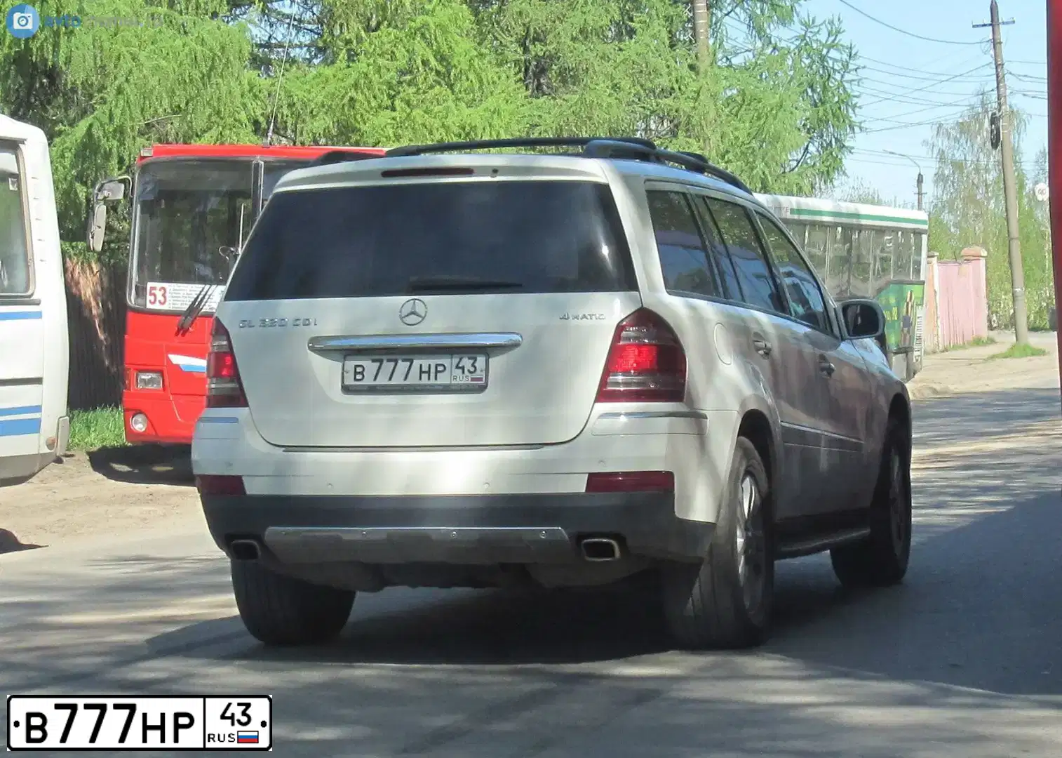 Фото автомобиля TOYOTA LANDCRUISER 200, 2018 — госномер В777НР43. Цвет: ЧЕРНЫЙ