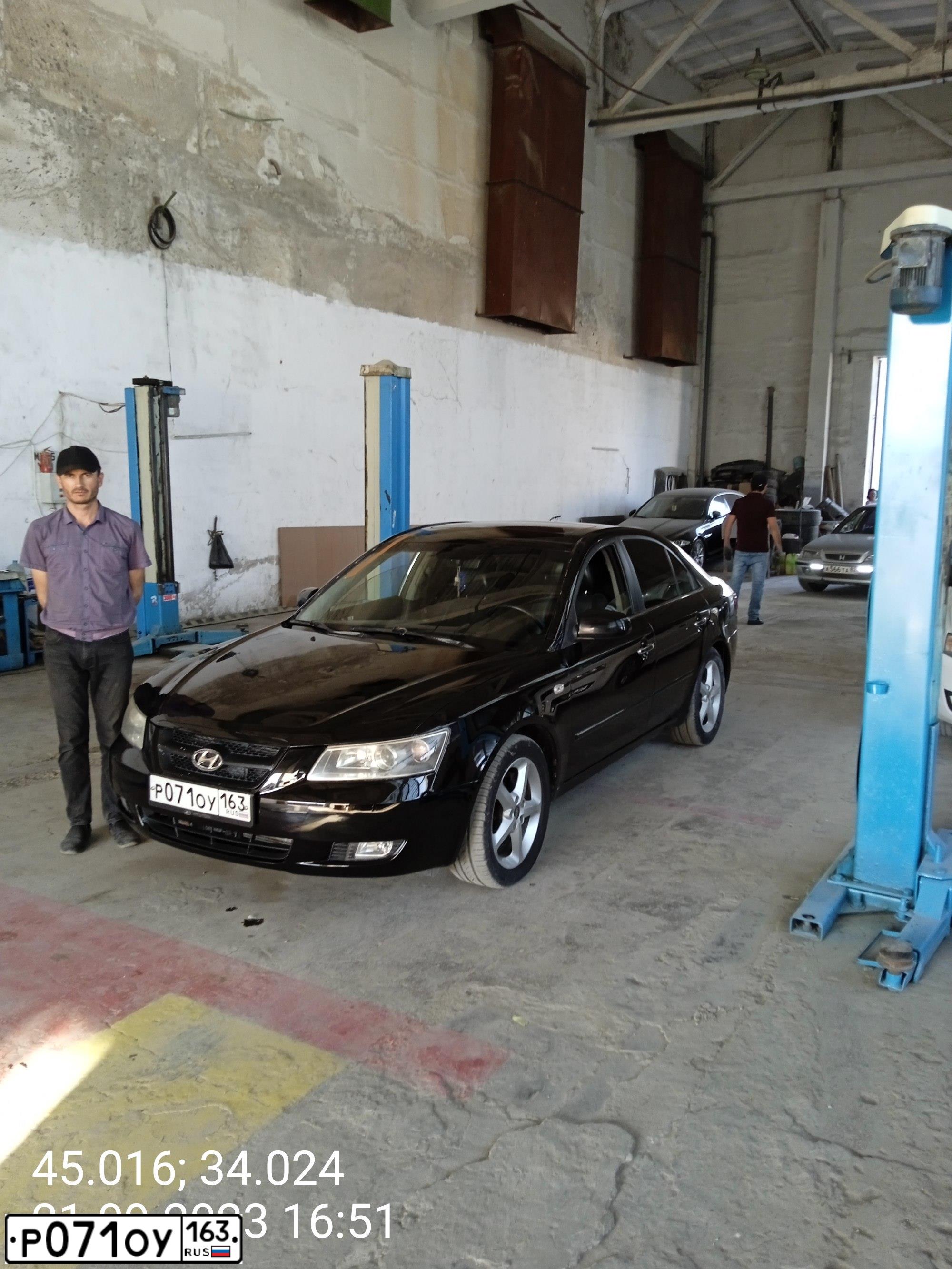 Фото автомобиля LADA 2110, 2005 — госномер Е621РТ156. Цвет: средний серо-зеленый металлик