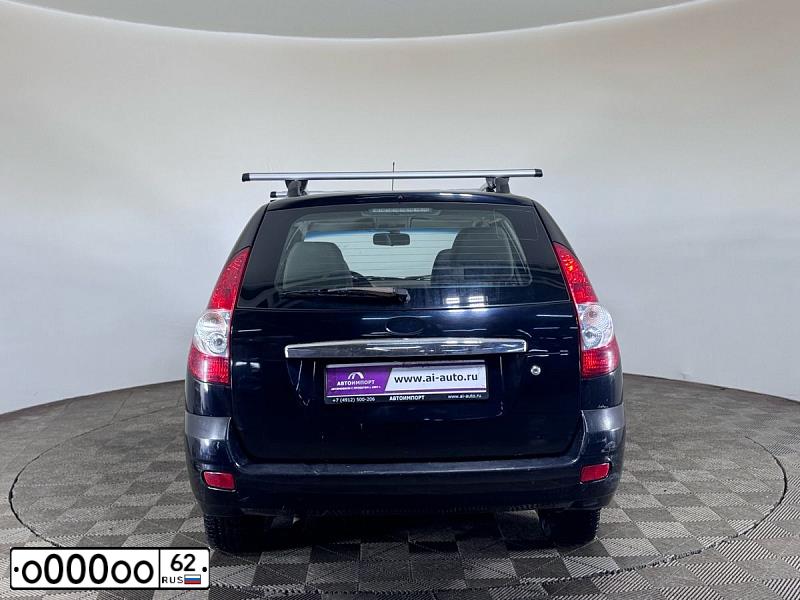 Фото автомобиля SKODA YETI, 2012 — госномер К945УО33. Цвет: Белый