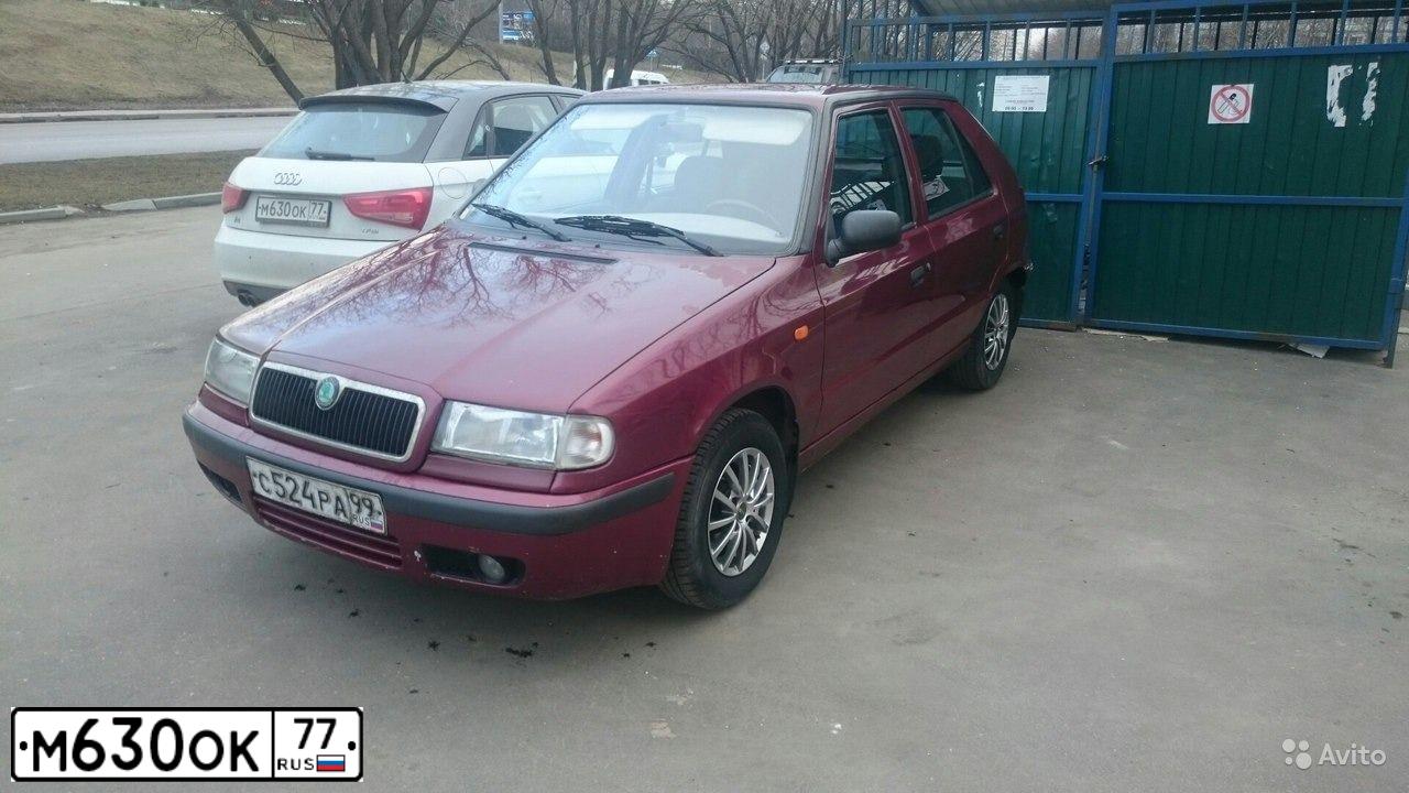 Фото автомобиля AUDI A1 SPORTBACK, 2012 — госномер С228КН152. Цвет: Белый
