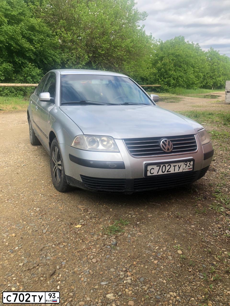 Фото автомобиля VOLKSWAGEN PASSAT, 2000 — госномер К764АР180. Цвет: СЕРЕБРИСТЫЙ