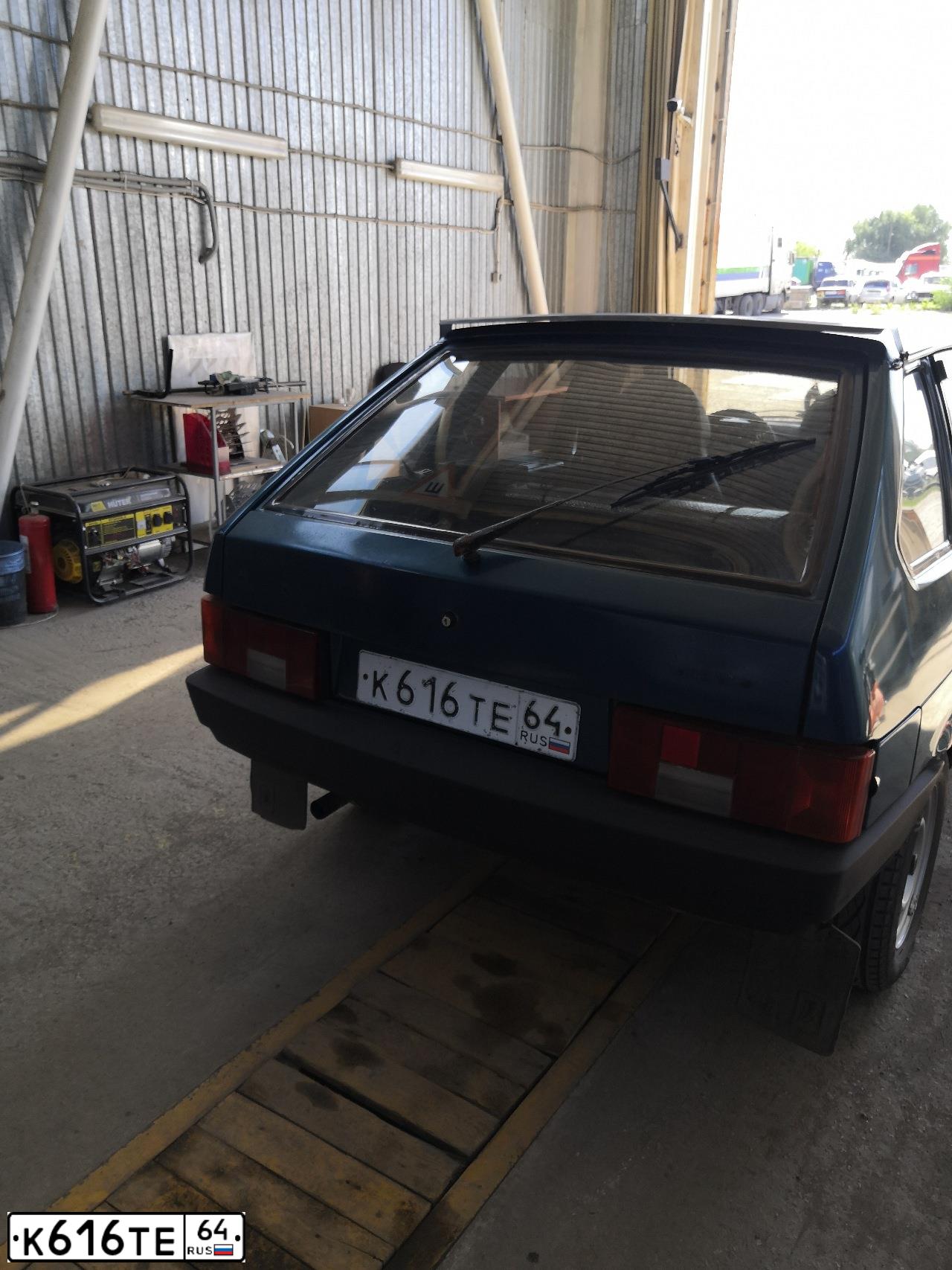 Фото автомобиля LADA 2109 SAMARA, 2004 — госномер К616ТЕ64. Цвет: СИНЕ ЗЕЛЕНЫЙ
