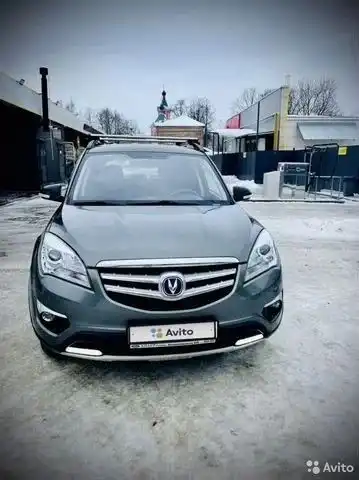 Фото автомобиля CHANGAN CS35, 2017 — госномер Р028ТА62. Цвет: ГРАФИТ