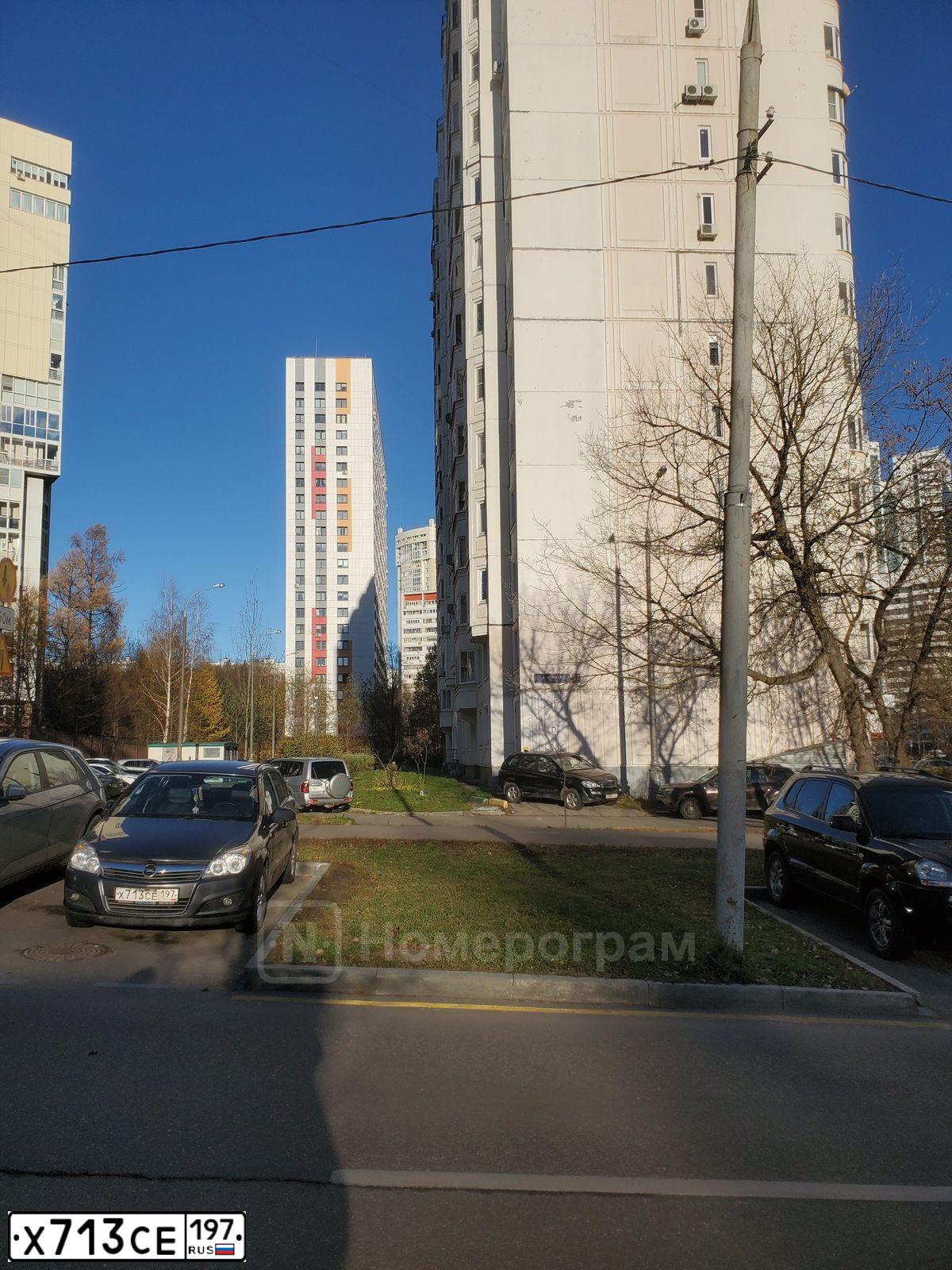 Фото автомобиля OPEL ASTRA, 2011 — госномер Х713СЕ197. Цвет: СЕРЫЙ ТЕМНЫЙ