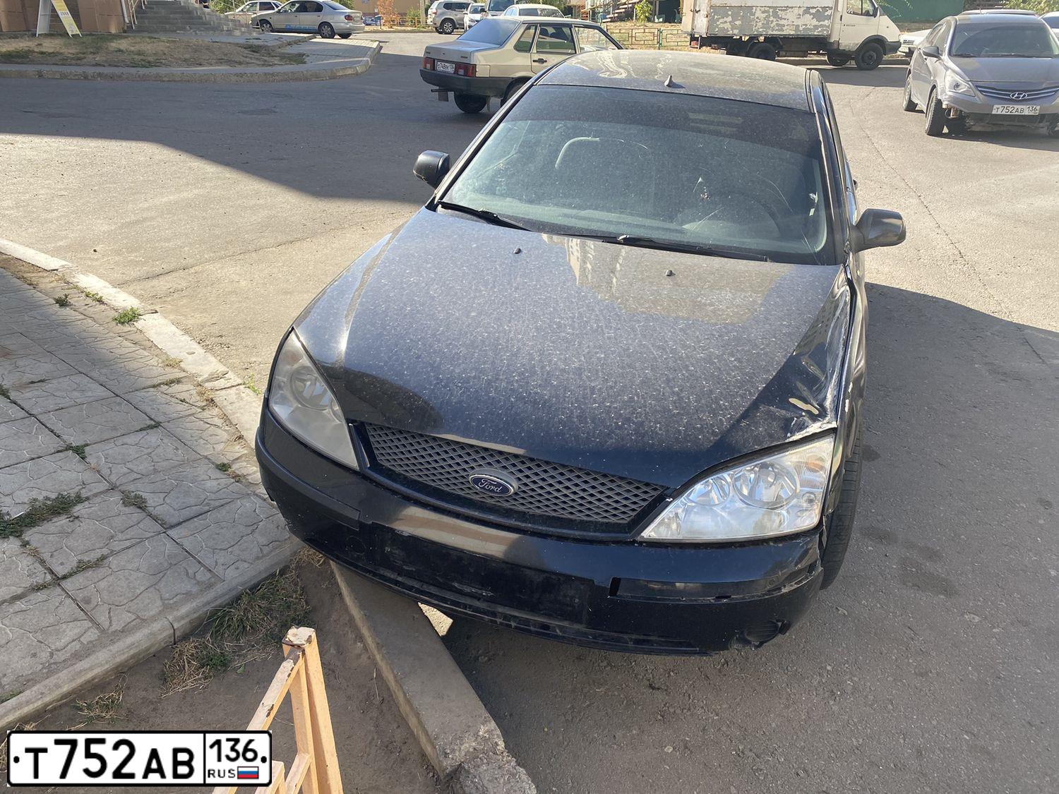 Фото автомобиля HYUNDAI SOLARIS, 2015 — госномер У089КУ136. Цвет: ТЕМНО-СЕРЫЙ