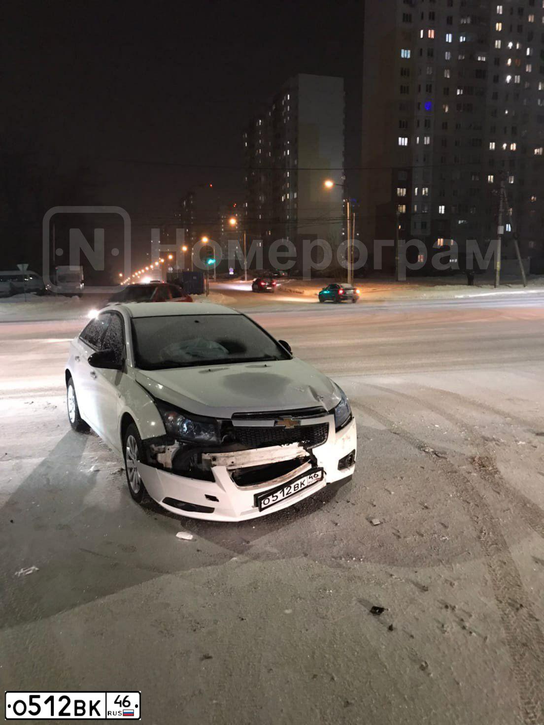 Фото автомобиля CHEVROLET CRUZE, 2012 — госномер С437НМ761. Цвет: Белый