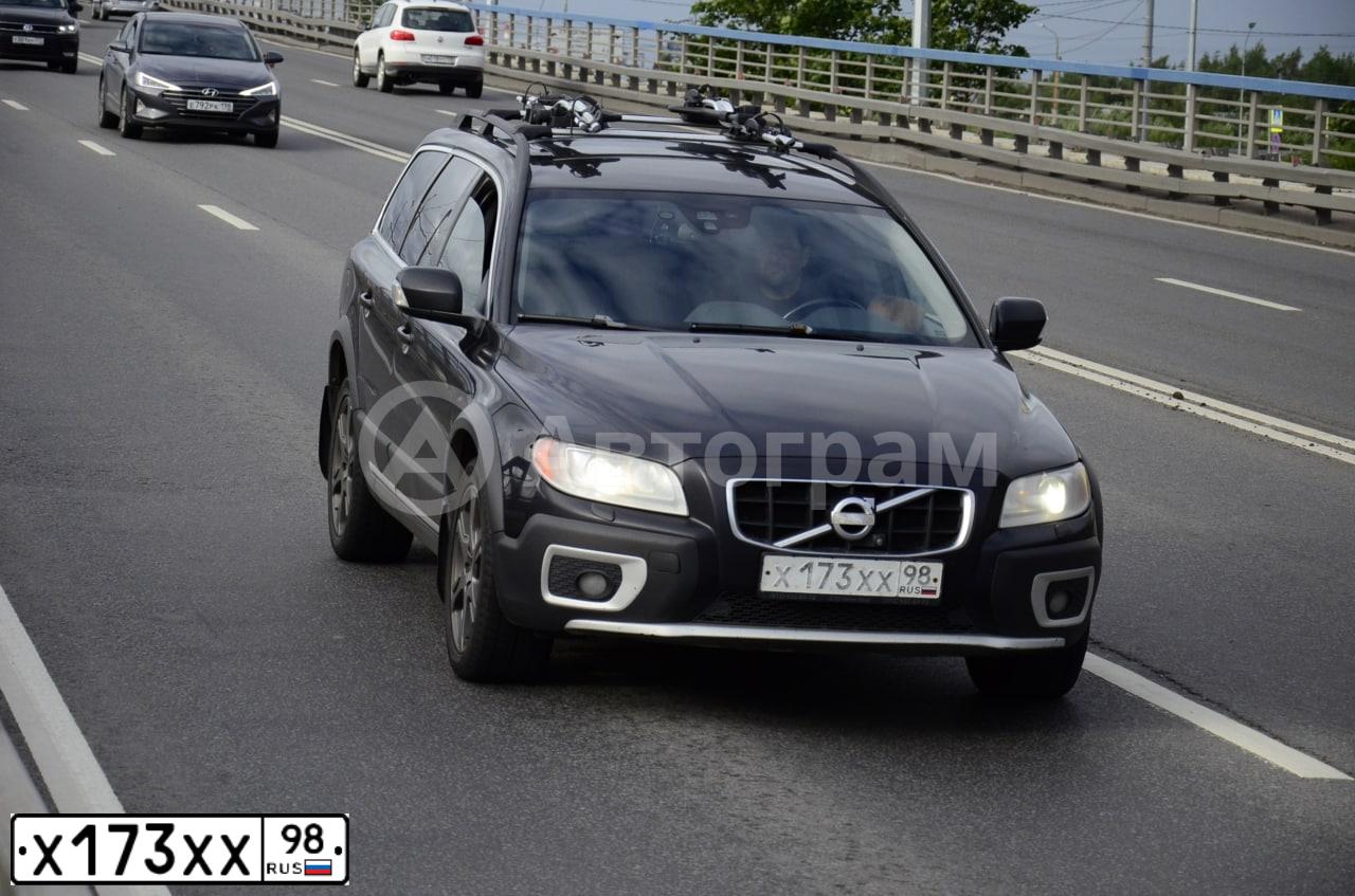 Фото автомобиля BMW X5, 2009 — госномер Т982ВЕ198. Цвет: ЧЕРНЫЙ