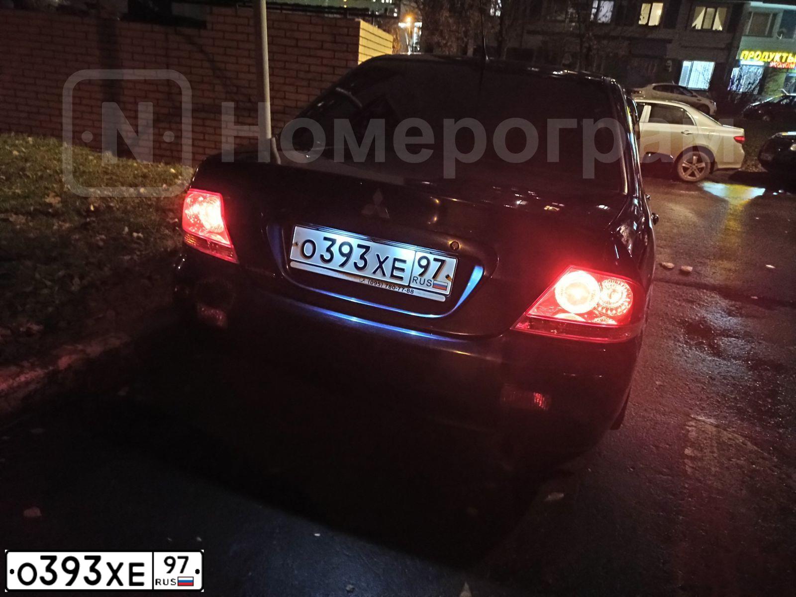 Фото автомобиля MITSUBISHI LANCER, 2005 — госномер О393ХЕ97. Цвет: СЕРЕБРИСТЫЙ