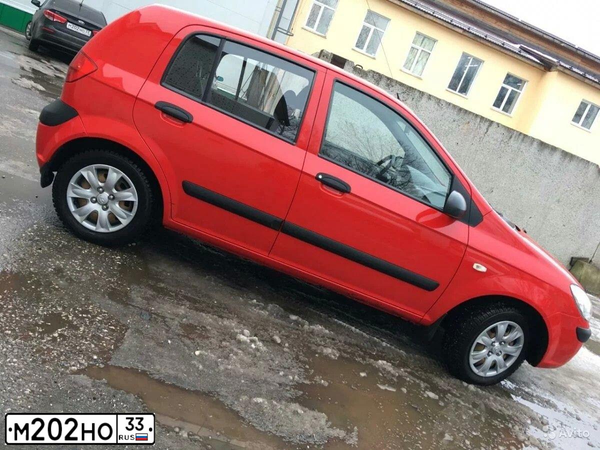 Фото автомобиля KIA RIO, 2017 — госномер М202НО33. Цвет: ЧЕРНЫЙ