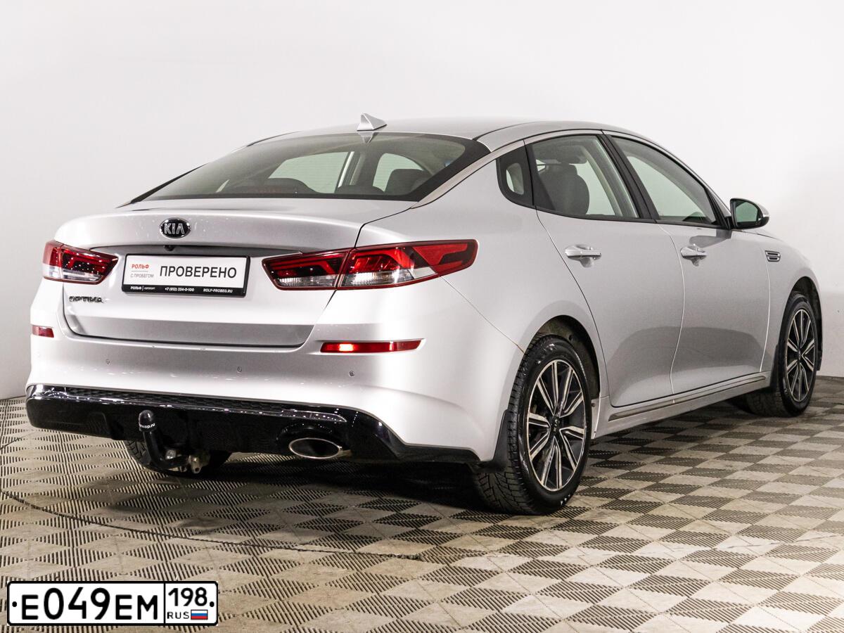 Фото автомобиля KIA MAGENTIS  OPTIMA, 2019 — госномер Е049ЕМ198. Цвет: СЕРЕБРИСТЫЙ