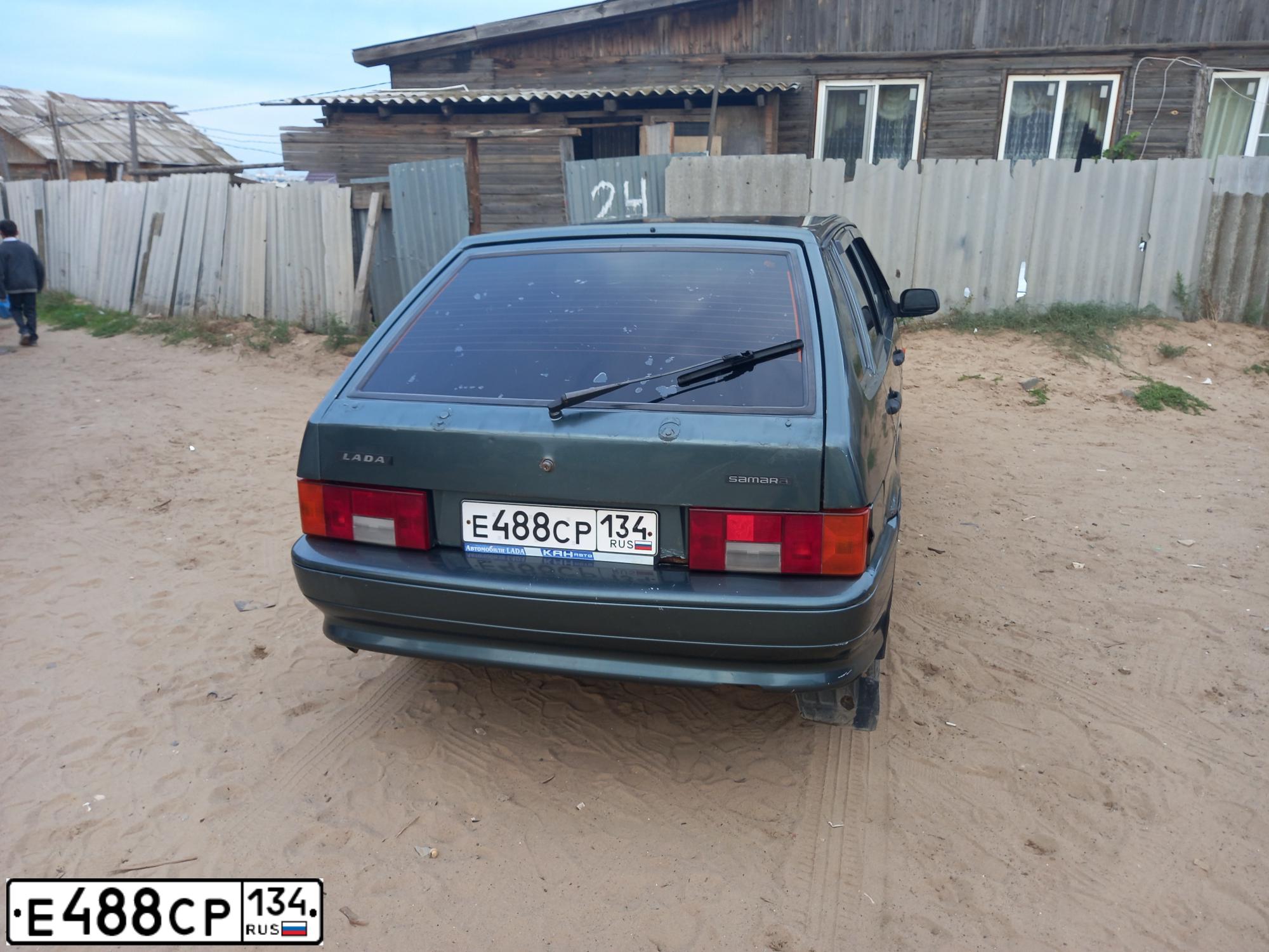 Фото автомобиля LADA 2114 SAMARA, 2008 — госномер Е488СР134. Цвет: СЕРО-СИНЕ ЗЕЛЕНЫЙ