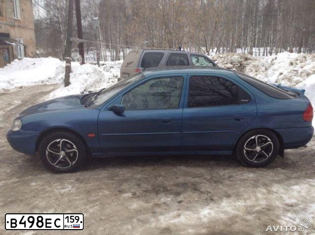 Фото автомобиля FORD MONDEO, 1999 — госномер В498ЕС159. Цвет: СИНИЙ