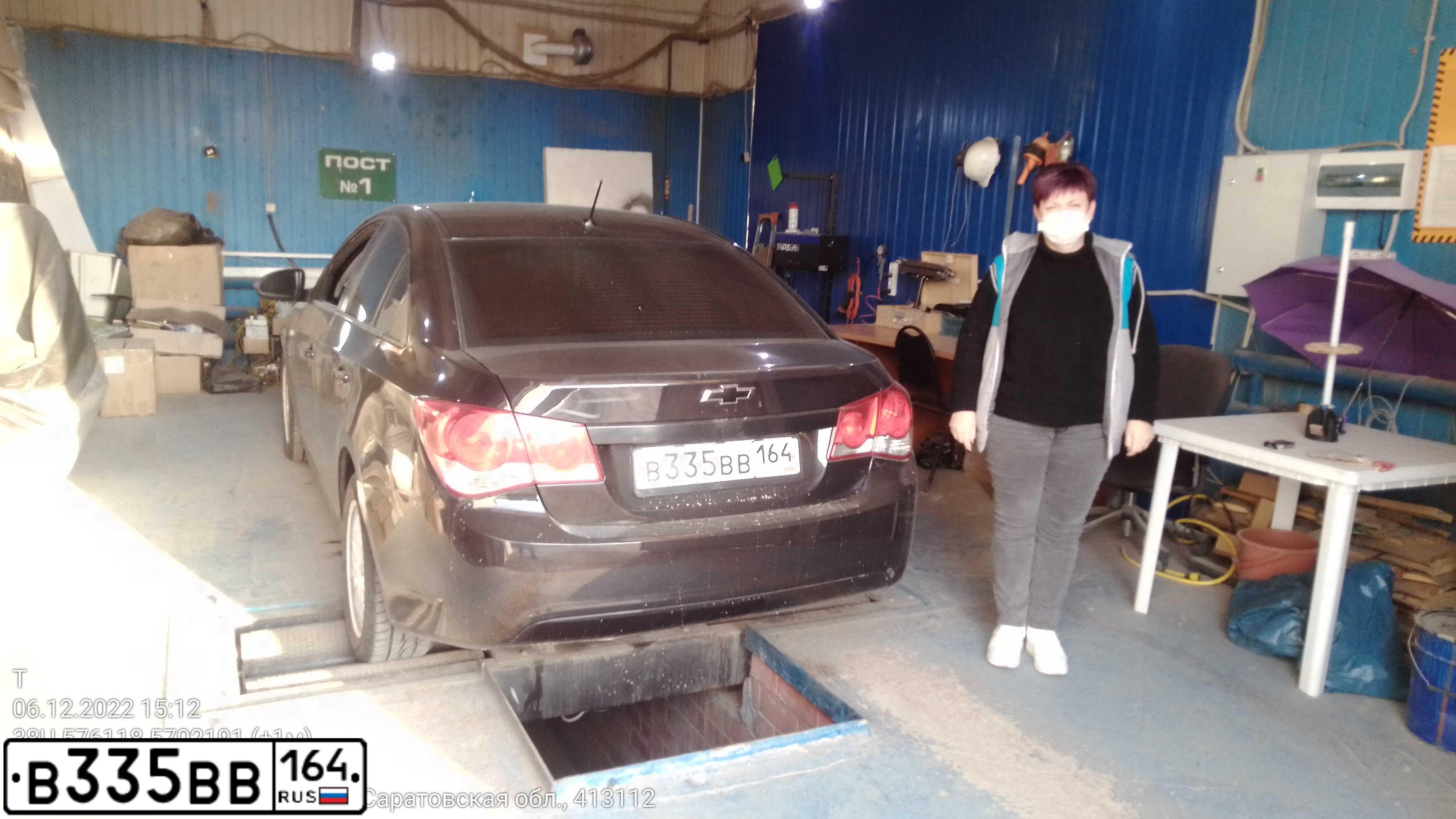 Фото автомобиля CHEVROLET CRUZE, 2011 — госномер К216РМ164. Цвет: ЧЕРНЫЙ