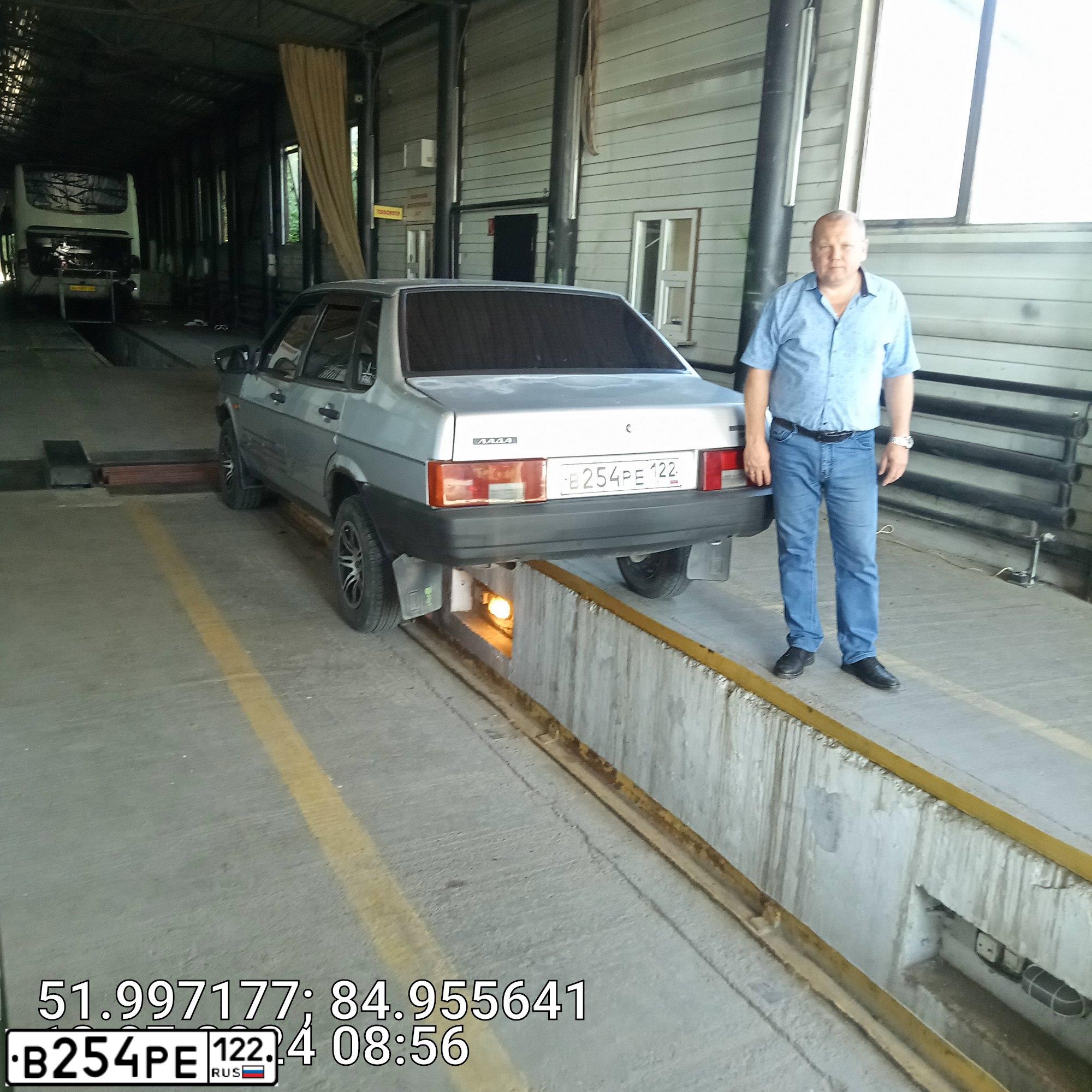 Фото автомобиля LADA 2109 SAMARA, 2001 — госномер В254РЕ122. Цвет: СВЕТЛО-СЕРЕБРИСТЫЙ МЕТАЛЛ