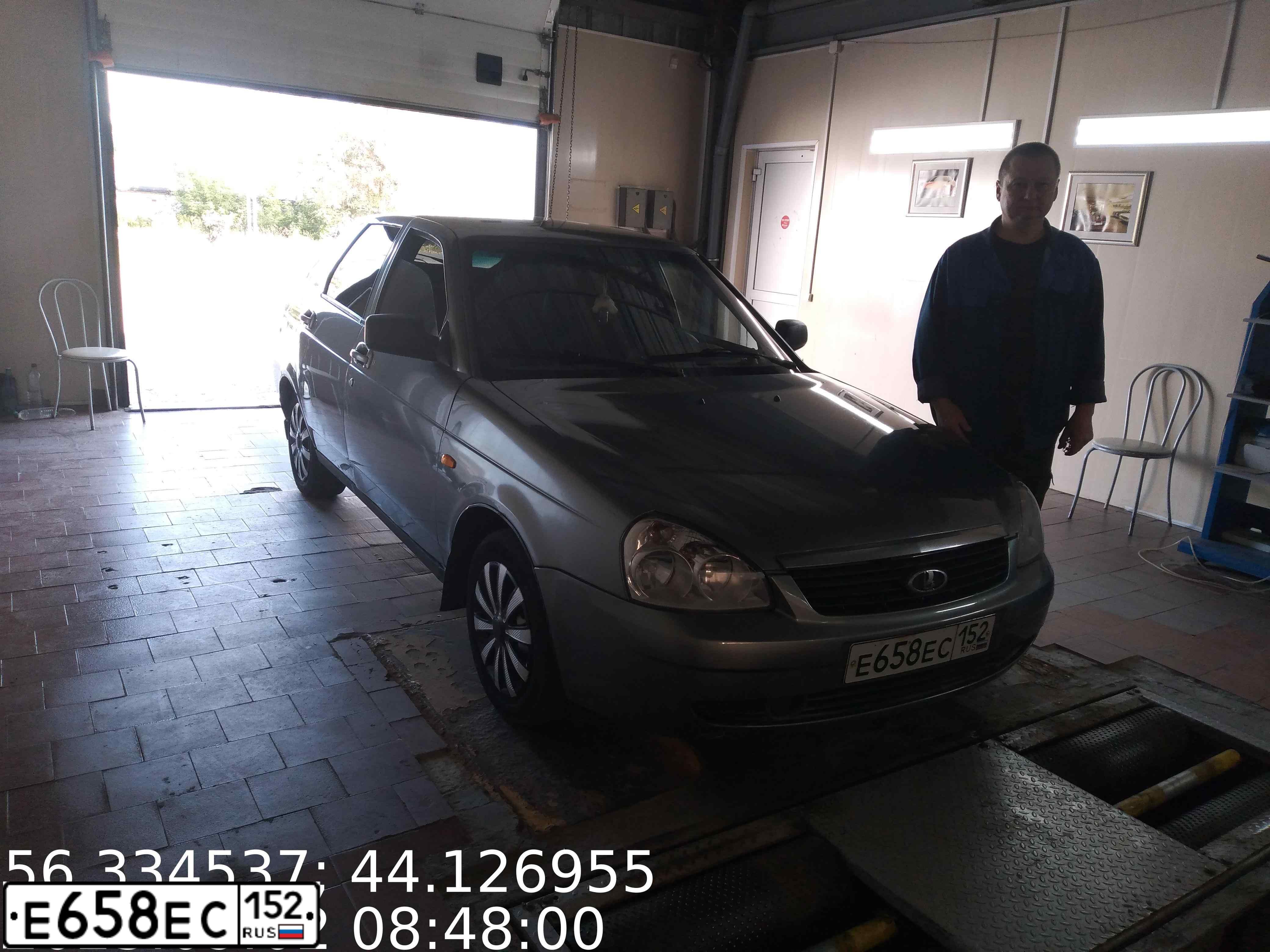 Фото автомобиля LADA PRIORA, 2011 — госномер У910КМ152. Цвет: СЕРО-ЗЕЛЕНЫЙ