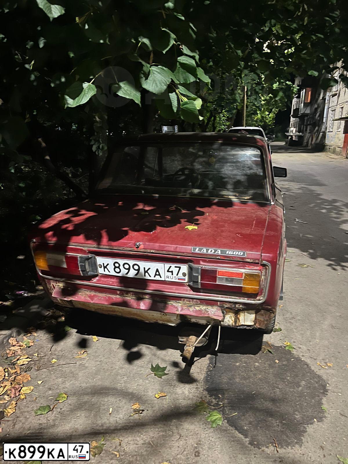 Фото автомобиля LADA 2104 LADA, 1992 — госномер К899КА47. Цвет: ВИШНЕВЫЙ
