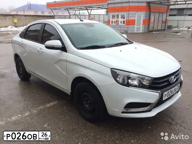 Фото автомобиля MERCEDES GL-KLASSE, 2017 — госномер Р026ОВ26. Цвет: ЧЕРНЫЙ