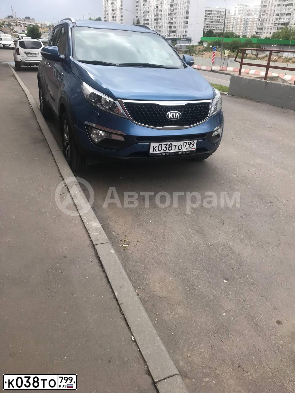 Фото автомобиля KIA SPORTAGE, 2014 — госномер В467МК750. Цвет: синий