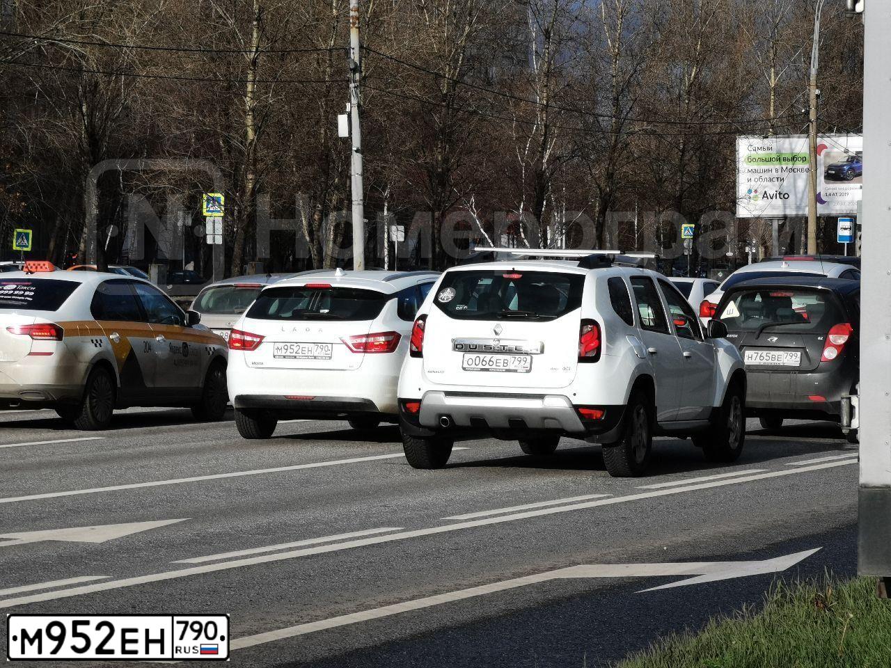 Фото автомобиля LADA VESTA, 2020 — госномер М952ЕН790. Цвет: Белый