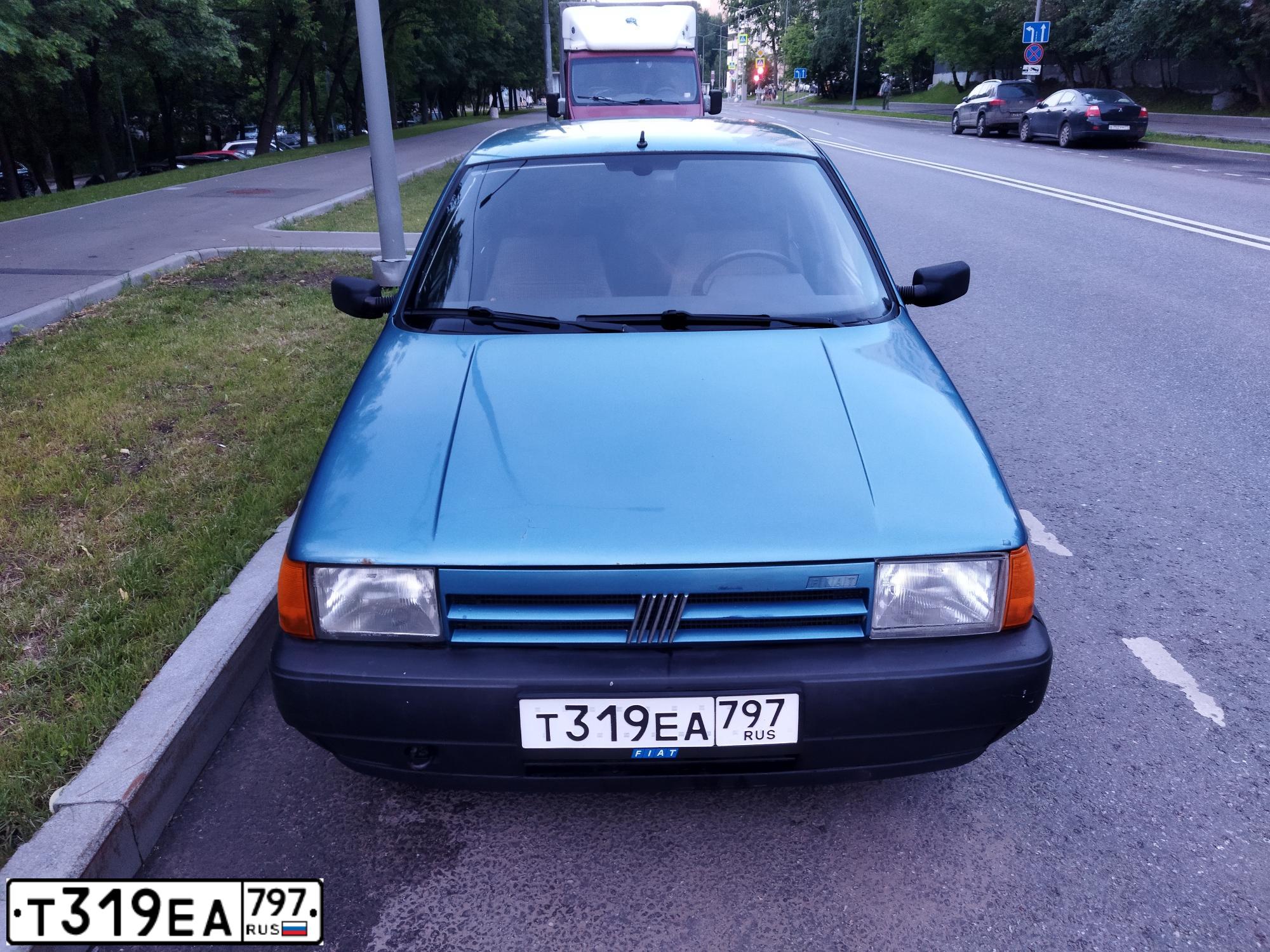 Фото автомобиля ФИАТ ТИПО, 1990 — госномер М629ТУ13. Цвет: синий