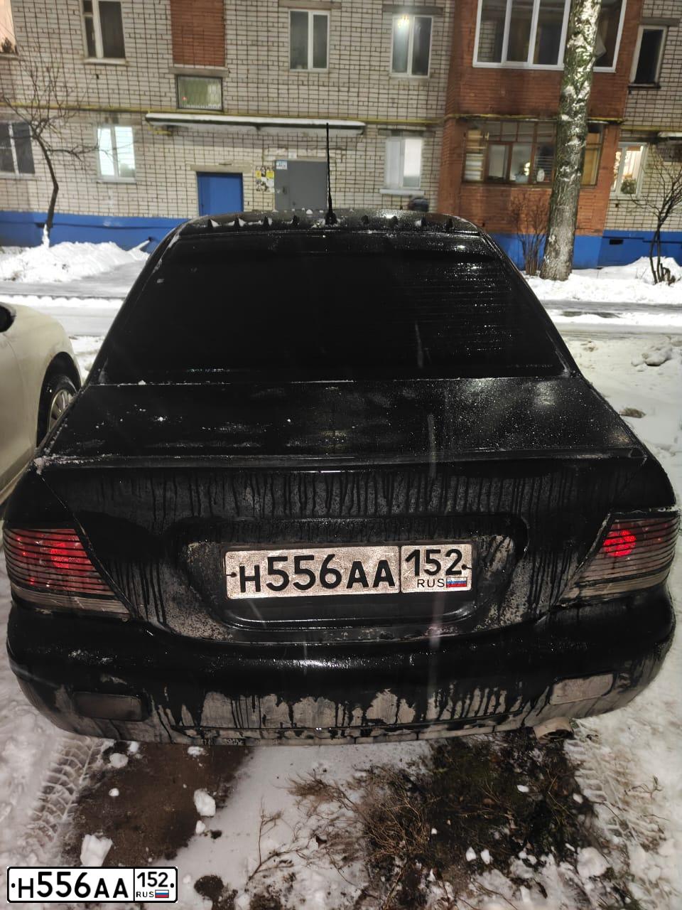 Фото автомобиля MITSUBISHI LANCER, 2006 — госномер Н556АА152. Цвет: ЧЕРНЫЙ