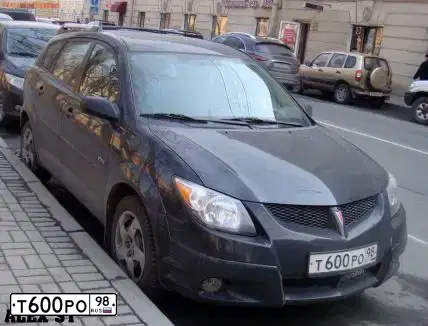 Фото автомобиля PONTIAC VIBE, 2003 — госномер Т600РО98. Цвет: ЧЕРНЫЙ