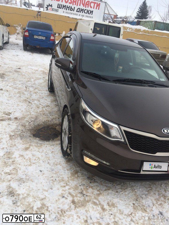 Фото автомобиля LADA 1118 KALINA, 2006 — госномер В575ВМ62. Цвет: ЯРКО-СИНИЙ