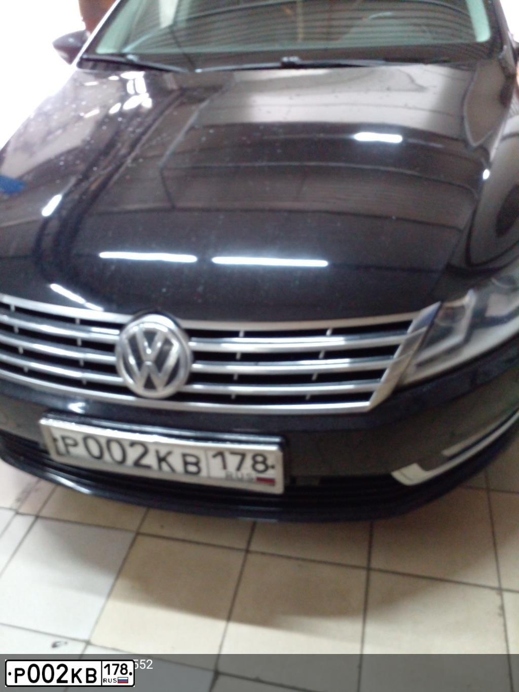Фото автомобиля VOLKSWAGEN PASSAT, 2013 — госномер В174ЕТ774. Цвет: ЧЕРНЫЙ