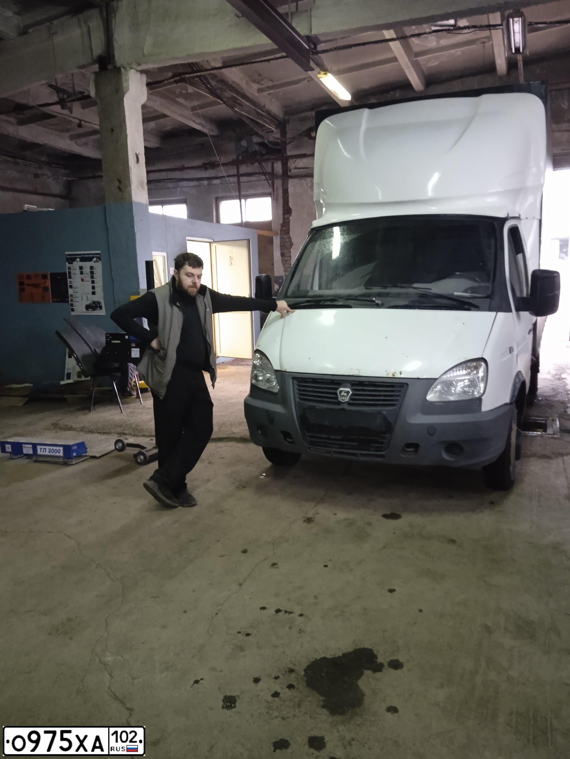 Фото автомобиля GAZ 3302, 2002 — госномер М465АВ702