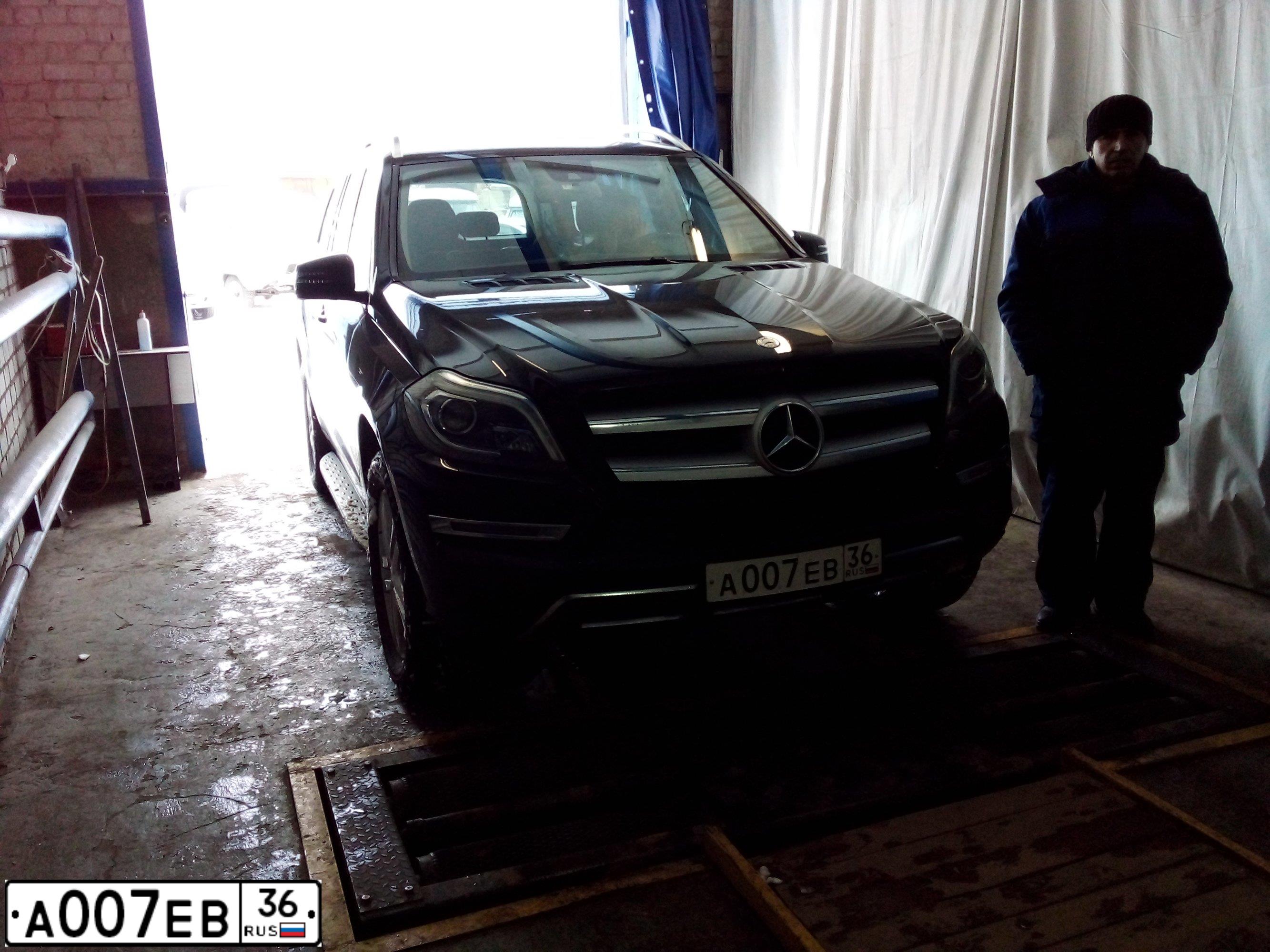 Фото автомобиля HYUNDAI IX35, 2012 — госномер Н244ОС180
