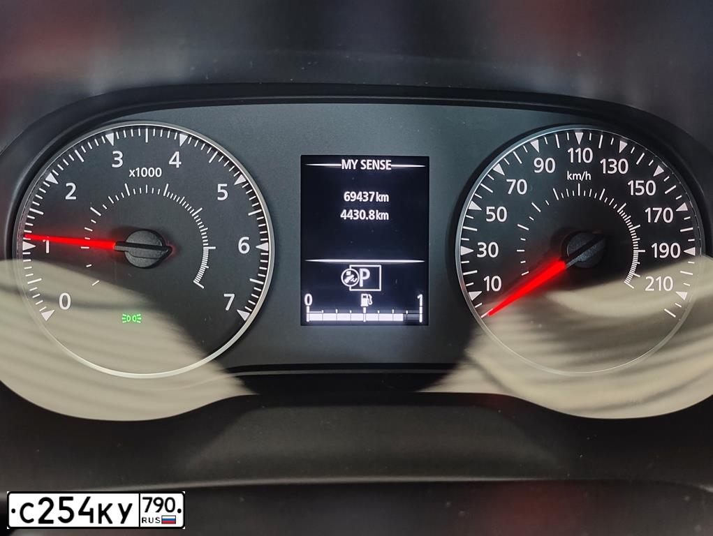 Фото автомобиля RENAULT ARKANA, 2021 — госномер С254ТУ790. Цвет: СЕРЫЙ