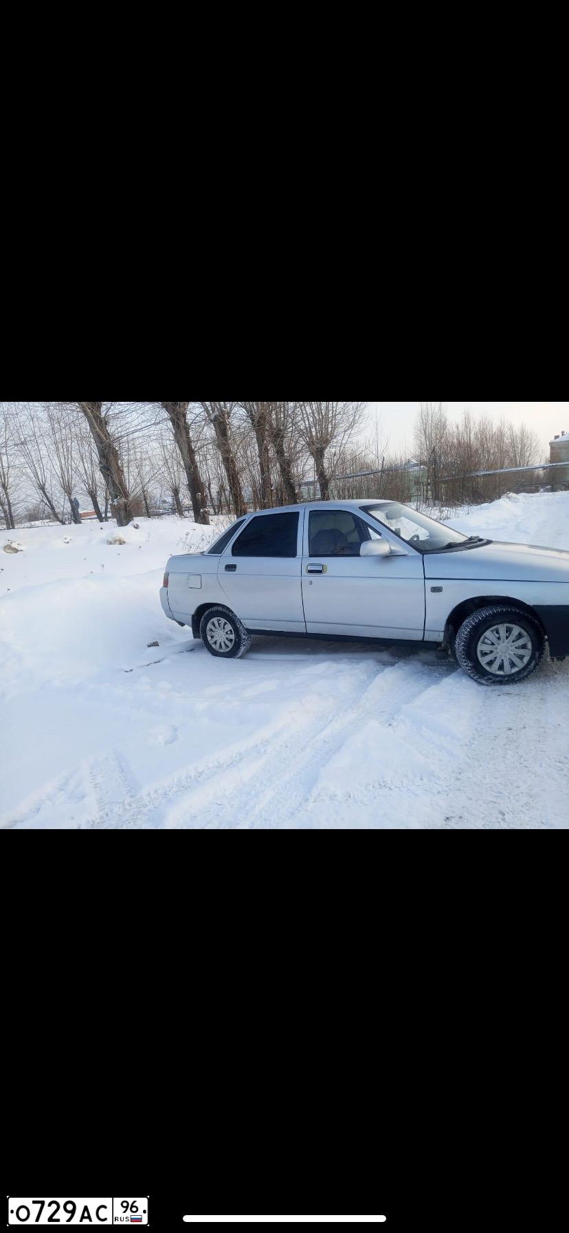 Фото автомобиля LADA 2110, 2001 — госномер Х236НВ196. Цвет: Серебристый
