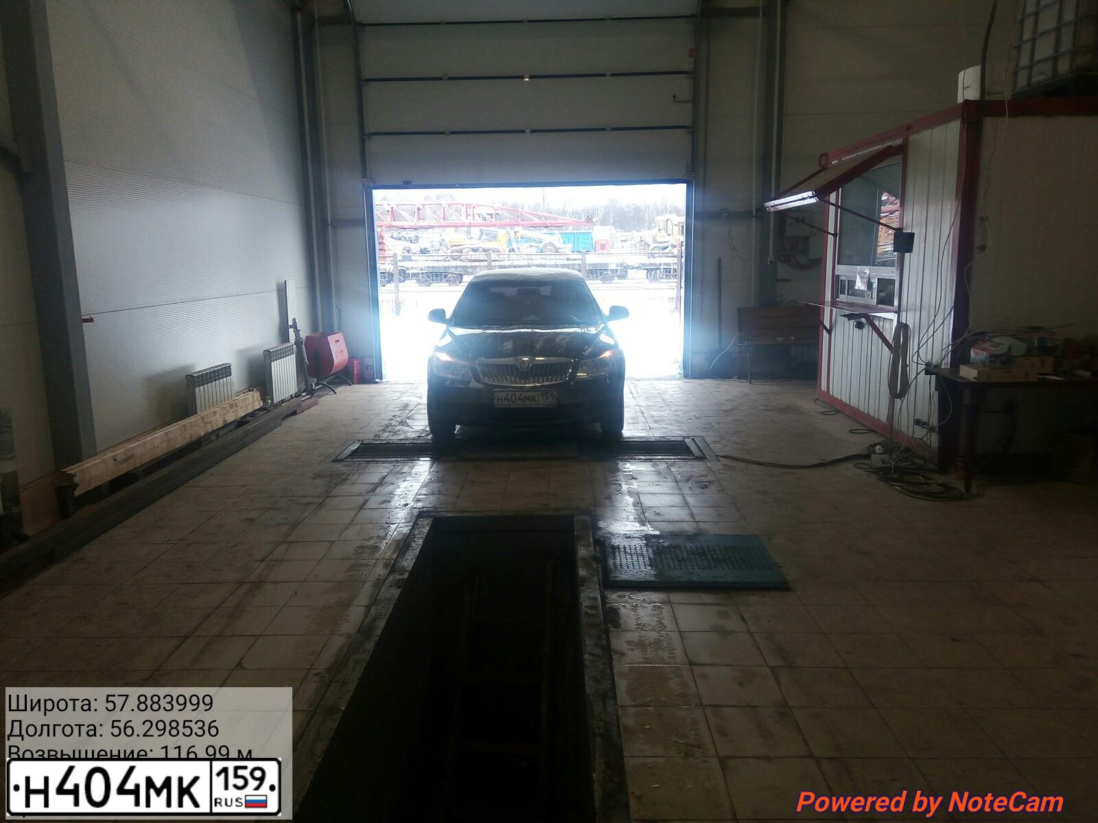 Фото автомобиля SKODA OCTAVIA, 2010 — госномер К211НО197. Цвет: ЧЕРНЫЙ