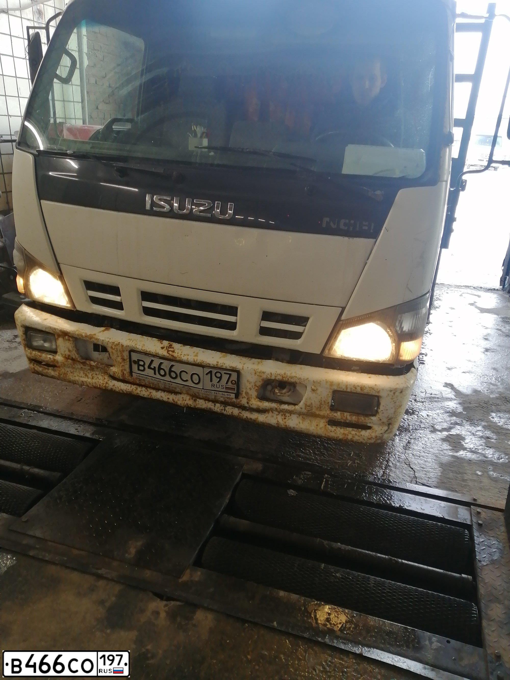 Фото автомобиля ISUZU NQR, 2008 — госномер В466СО197. Цвет: БЕЛЫЙ