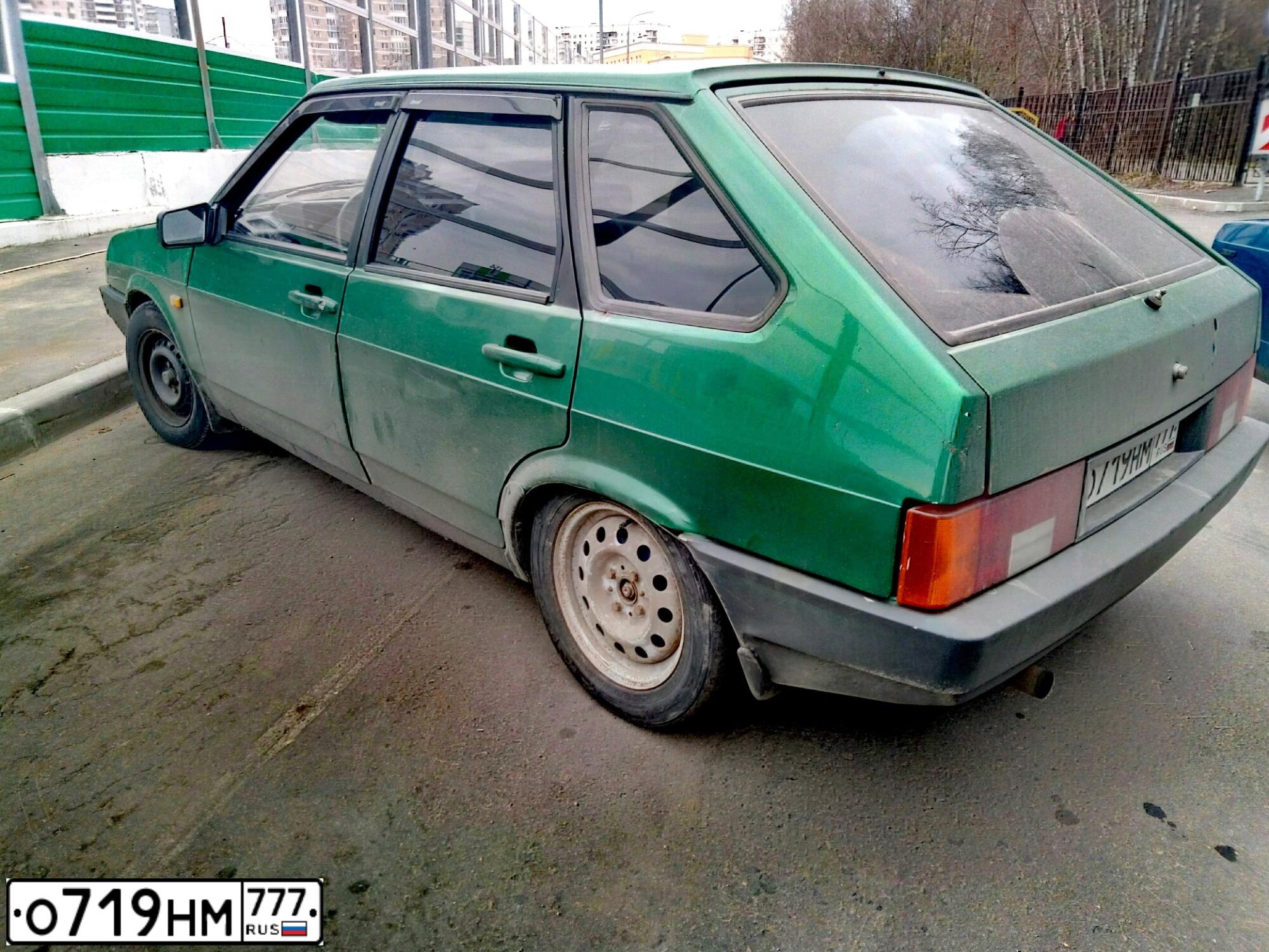 Фото автомобиля VAZ 2109 SAMARA, 1999 — госномер О719НМ777. Цвет: ЗЕЛЕНЫЙ