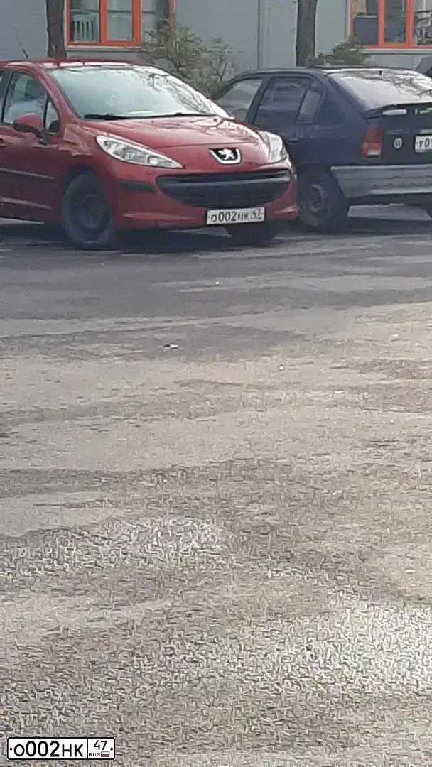 Фото автомобиля VOLVO S40, 2012 — госномер О002НК47. Цвет: ЧЕРНЫЙ