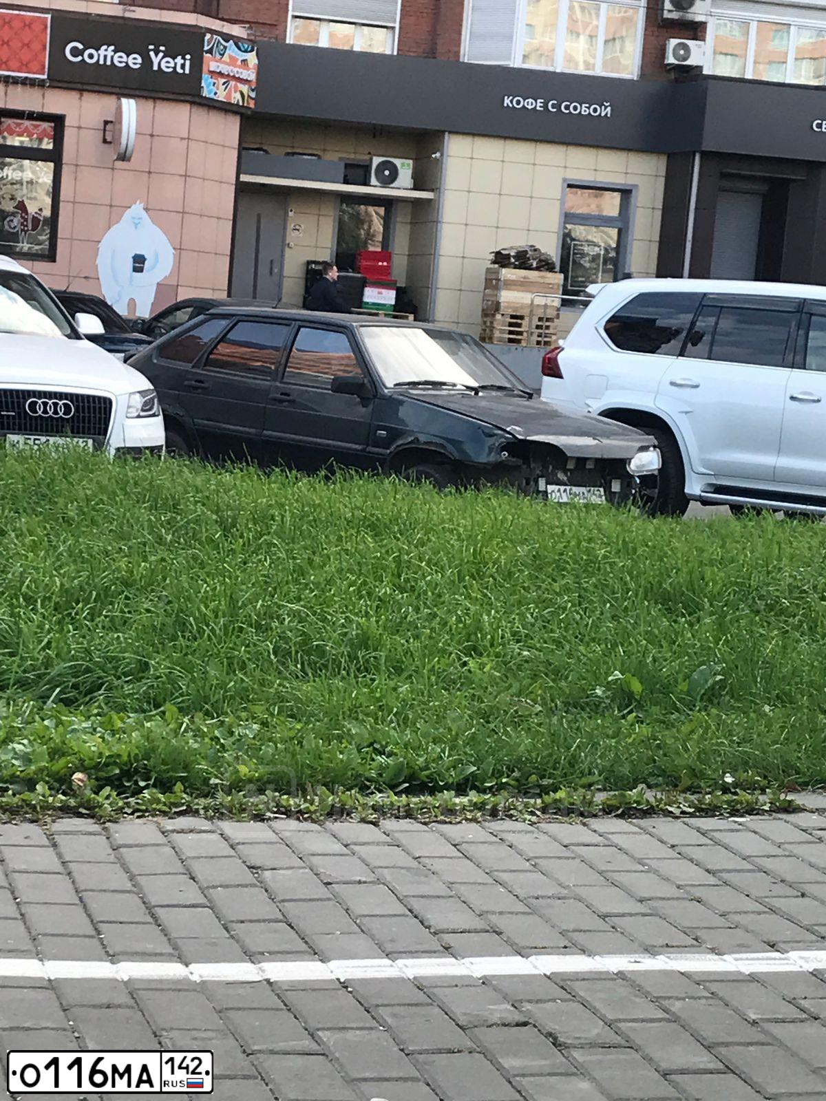 Фото автомобиля LADA 2114 SAMARA, 2008 — госномер О724МС152. Цвет: СВЕТЛО-СЕРЫЙ